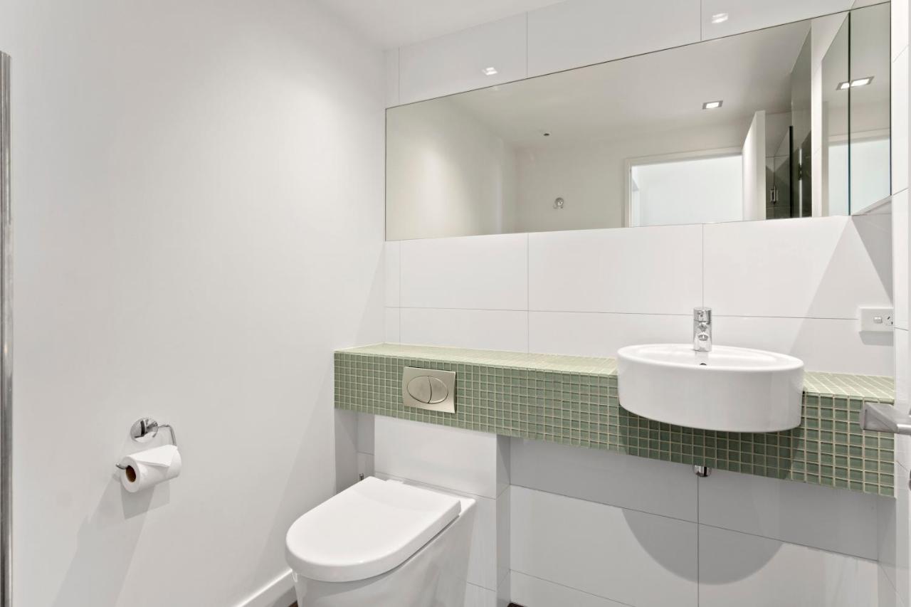 Stunning 2 Bedroom Apartment With Balcony! Queenstown Ngoại thất bức ảnh